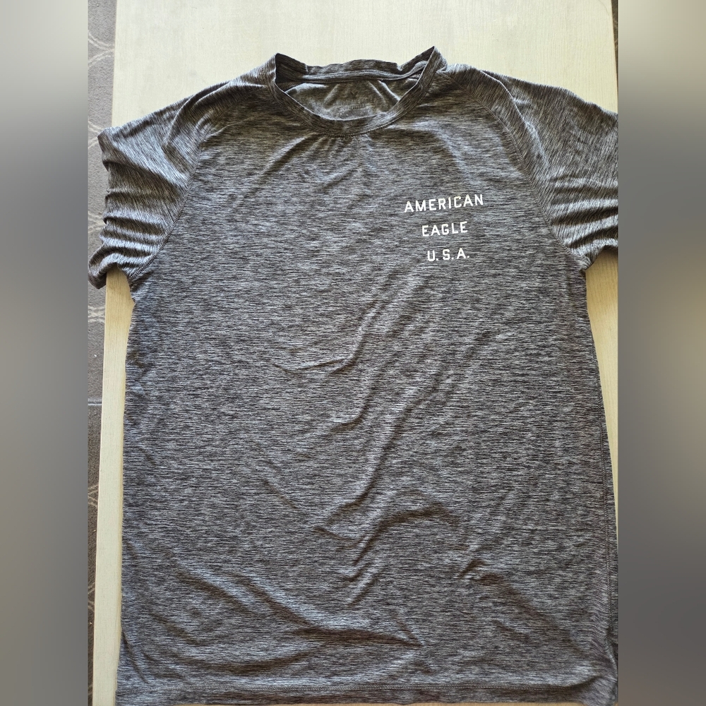 American Eagle Outfitters Gray Short Sleeve Work Out Tee, Size Large
